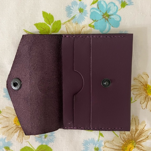 Handmade Genuine Leather Wallet - Picture 3 of 5